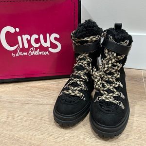 Black faux fur above ankle lace up boot